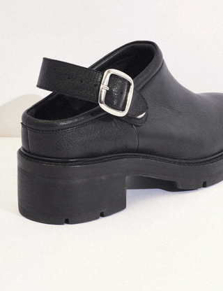 Kingston Slingback Mule Black