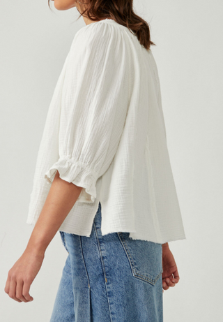 Lucy Solid Swing Optic White