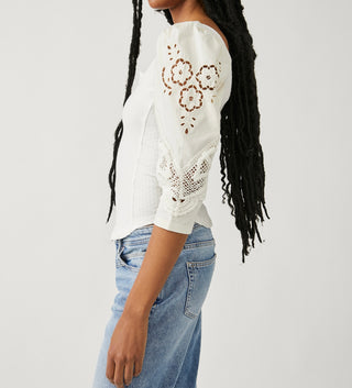 Brunch Date Top Moonglow