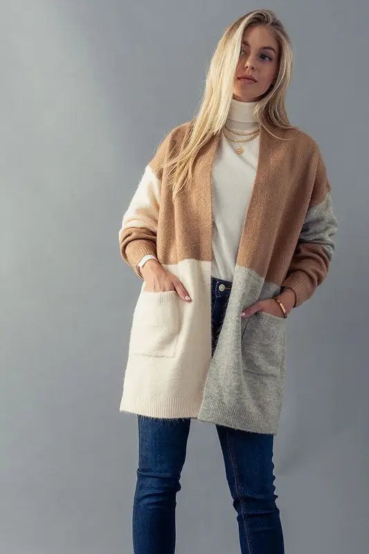 Load image into Gallery viewer, Color Block Cardi Taupe
