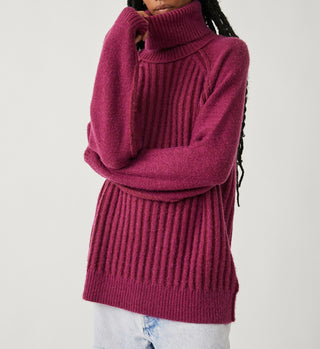 Big City Turtleneck Mulberry