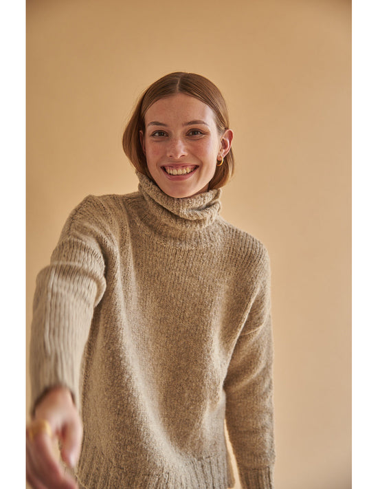 Load image into Gallery viewer, Mahogany Sweater Beige
